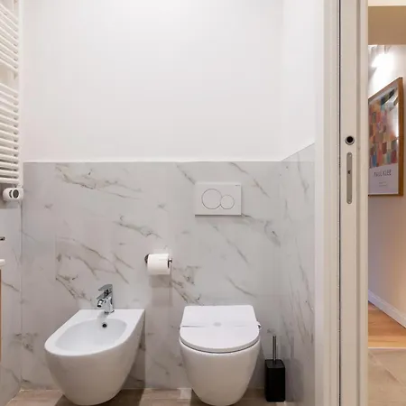 Designer In A Unique Setting Near M2 - Berra 10 شقة ميلان
